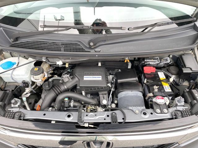 HONDA N BOX CUSTOM 2020 Image 31