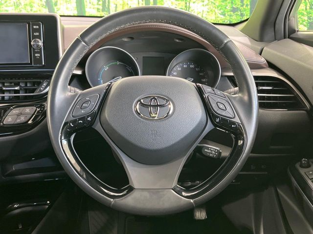 TOYOTA C-HR 2018 Image 31