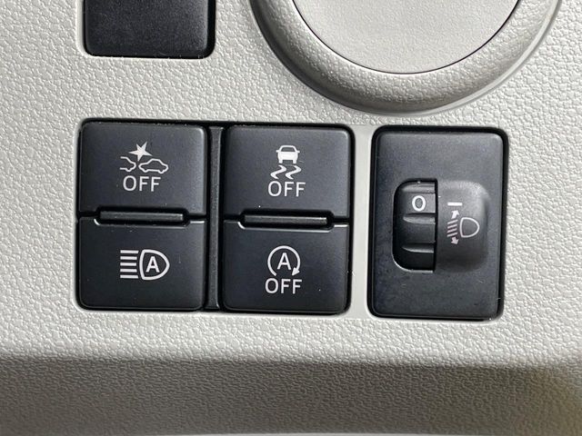 DAIHATSU MIRA E:S 2017 Image 31