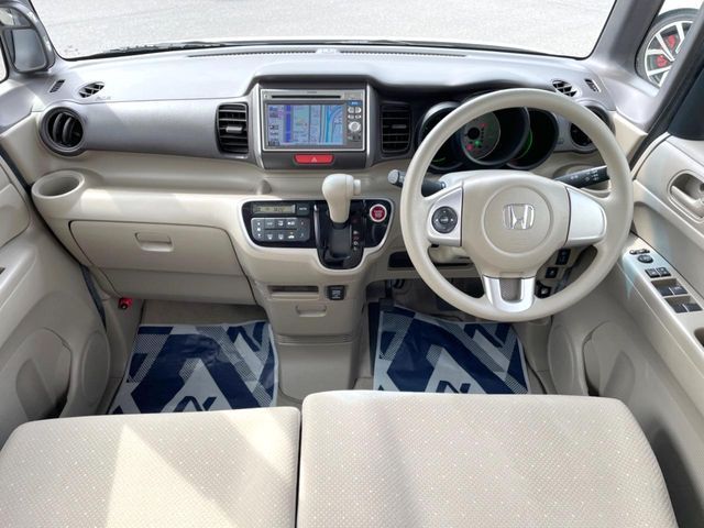 HONDA N BOX 2013 Image 31