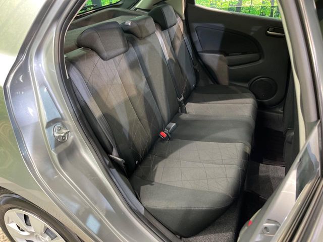 MAZDA DEMIO 2013 Image 31