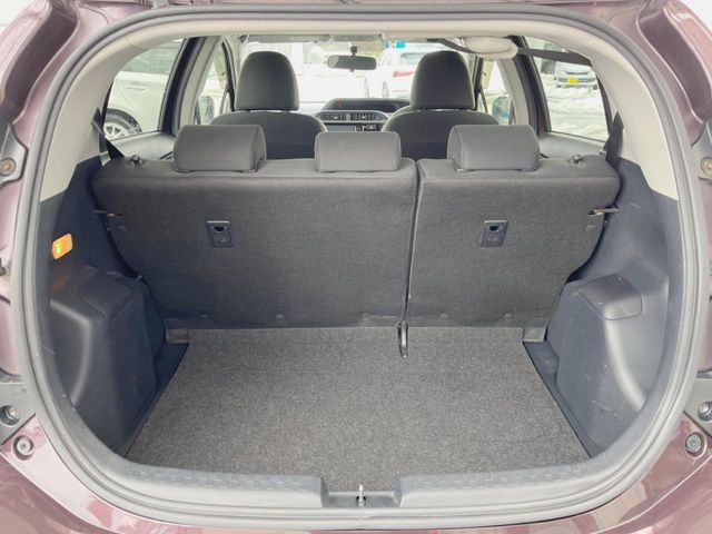 TOYOTA AQUA 2015 Image 31