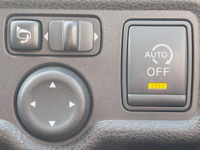 NISSAN NOTE 2013 Image 31