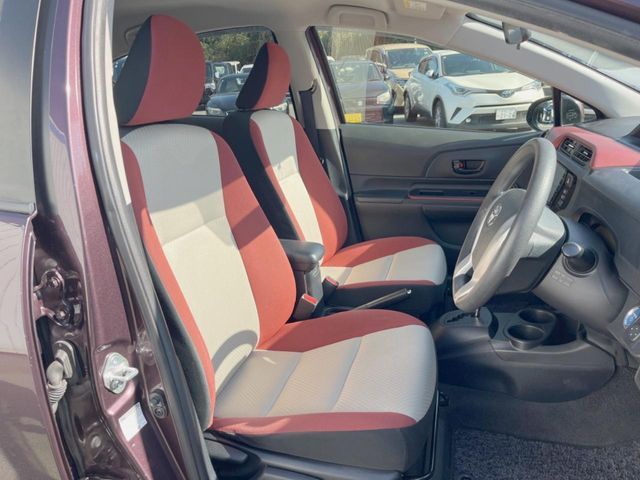 TOYOTA AQUA 2015 Image 31