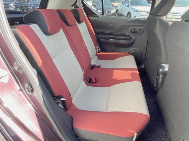 TOYOTA AQUA 2015 Image 31