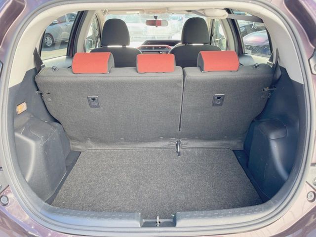 TOYOTA AQUA 2015 Image 31