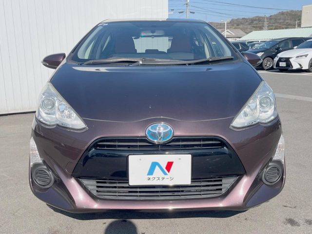 TOYOTA AQUA 2015 Image 31