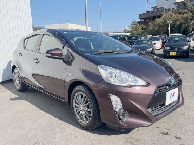 TOYOTA AQUA 2015 Image 31