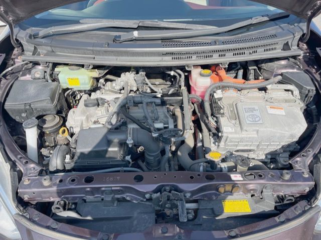 TOYOTA AQUA 2015 Image 31