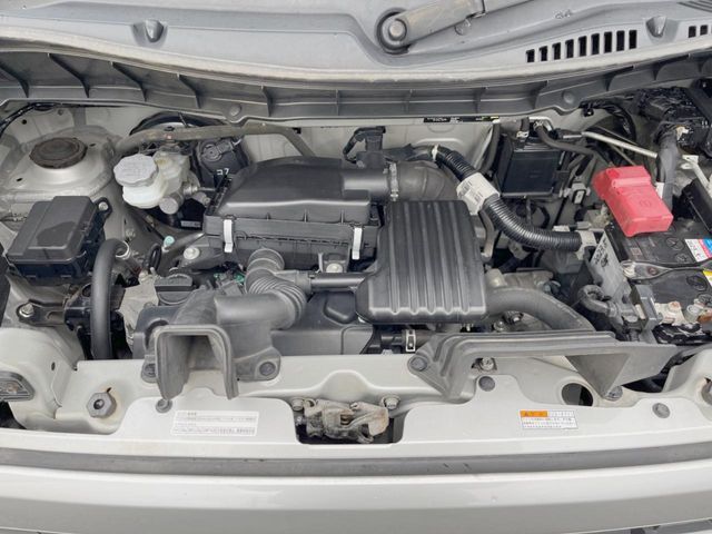 SUZUKI SPACIA 2018 Image 31