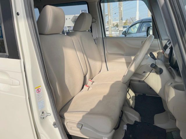 HONDA N BOX 4WD 2013 Image 31