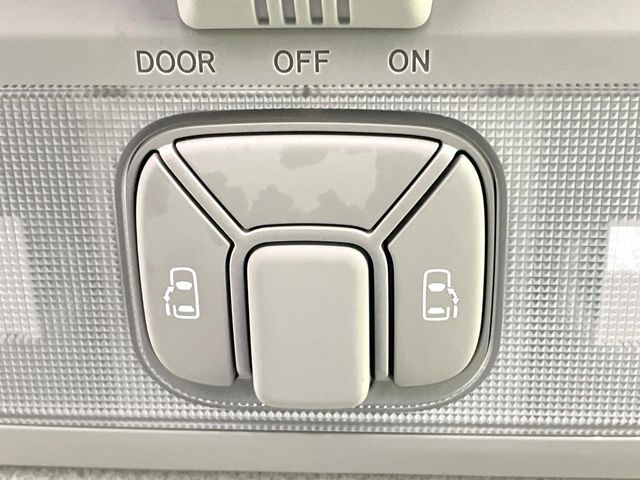 TOYOTA ESTIMA 2013 Image 31