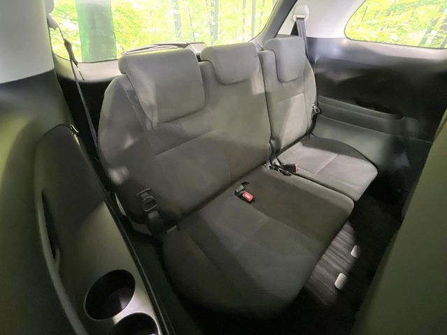 TOYOTA ESTIMA 2013 Image 31