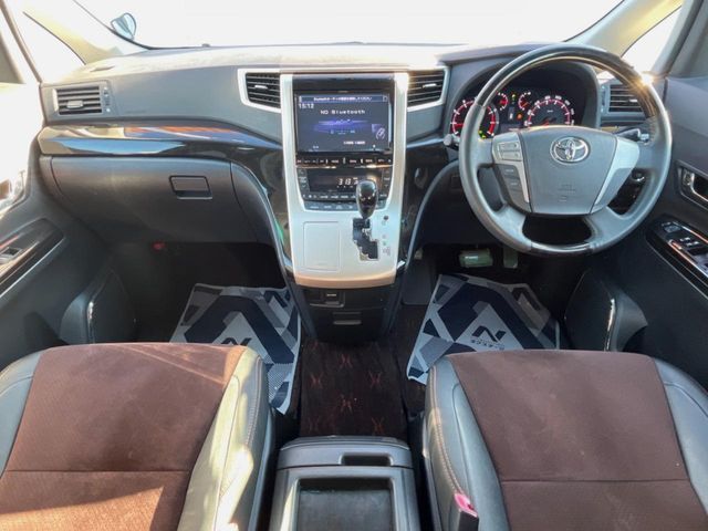 TOYOTA ALPHARD 2012 Image 31
