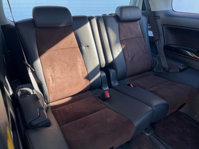 TOYOTA ALPHARD 2012 Image 31