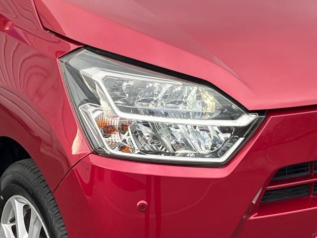 DAIHATSU MIRA E:S 2017 Image 31