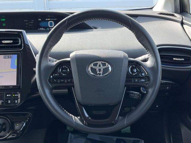 TOYOTA PRIUS 2019 Image 31