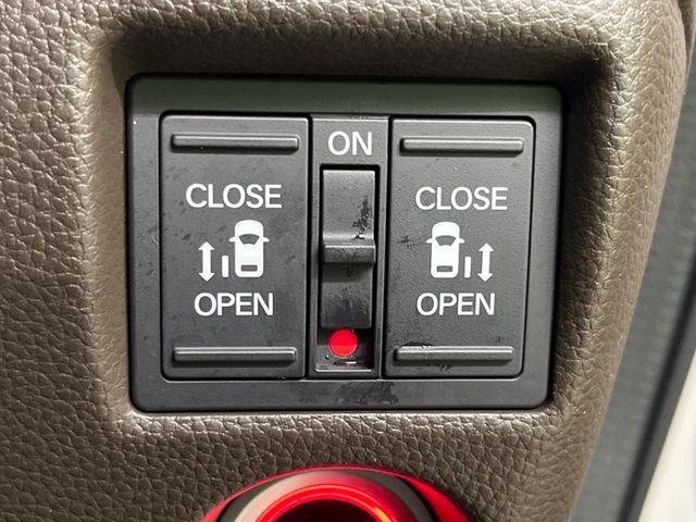 HONDA N BOX 4WD 2023 Image 31