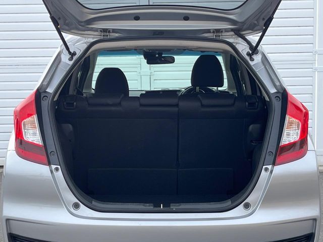 HONDA FIT 2018 Image 31