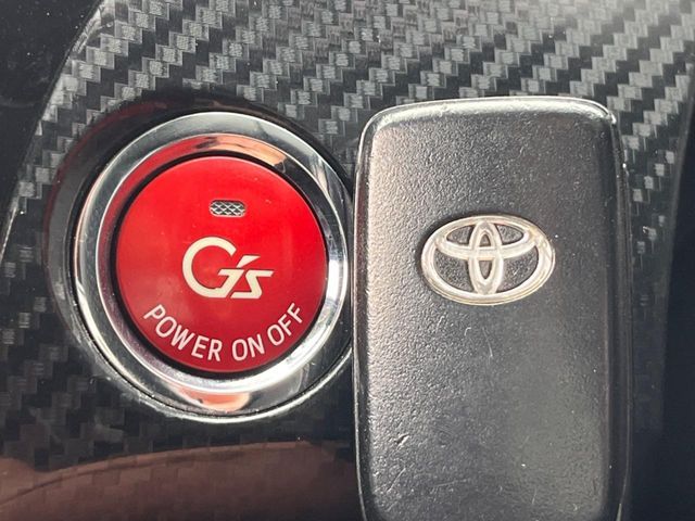 TOYOTA PRIUS 2013 Image 31