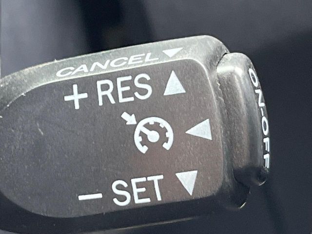 TOYOTA PRIUS 2013 Image 31