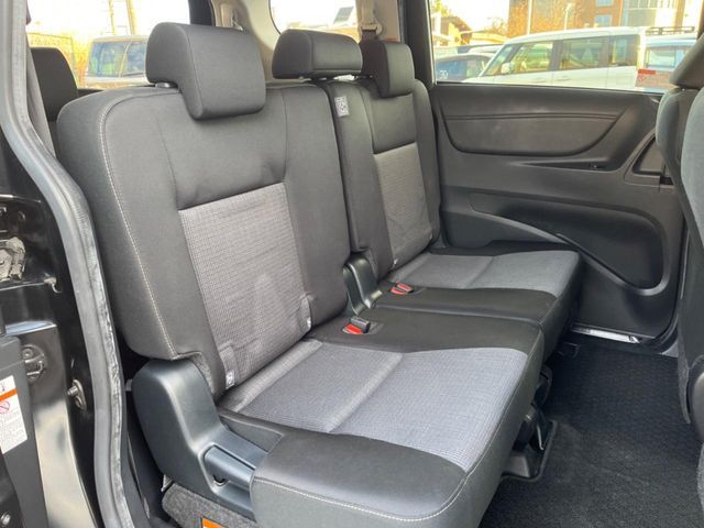 TOYOTA SIENTA 2019 Image 31