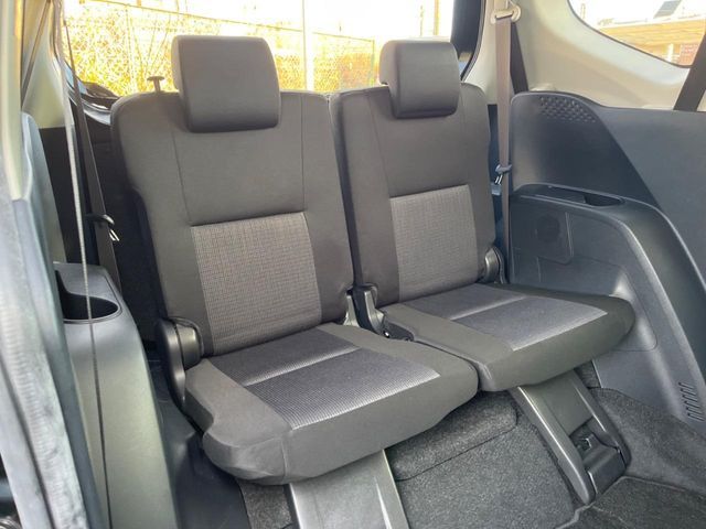 TOYOTA SIENTA 2019 Image 31