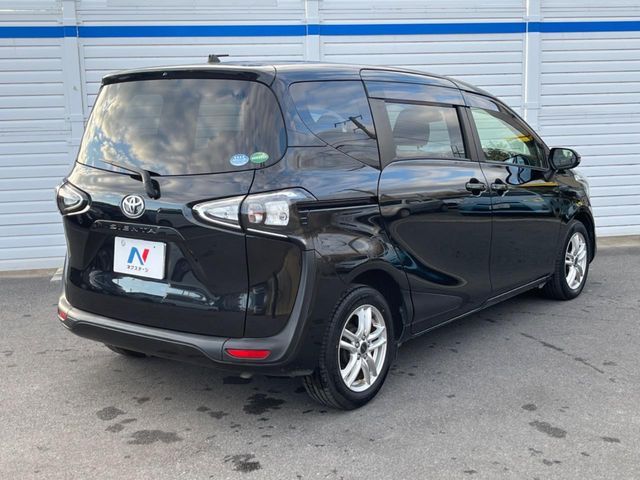TOYOTA SIENTA 2019 Image 31