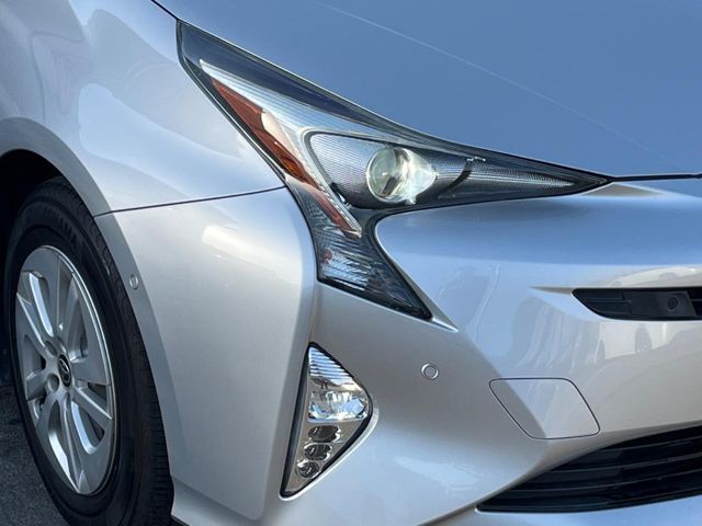 TOYOTA PRIUS 2017 Image 31
