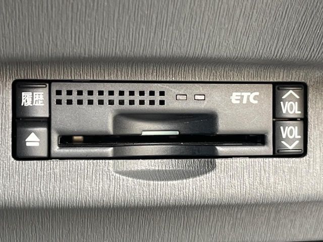 TOYOTA PRIUS 2010 Image 31