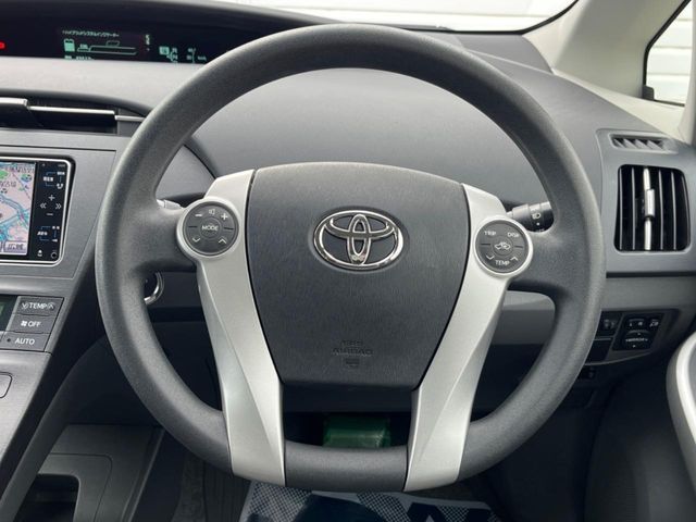 TOYOTA PRIUS 2010 Image 31