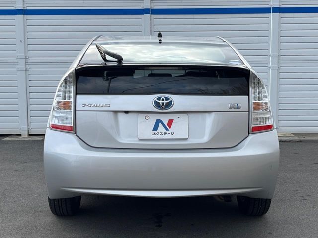 TOYOTA PRIUS 2010 Image 31