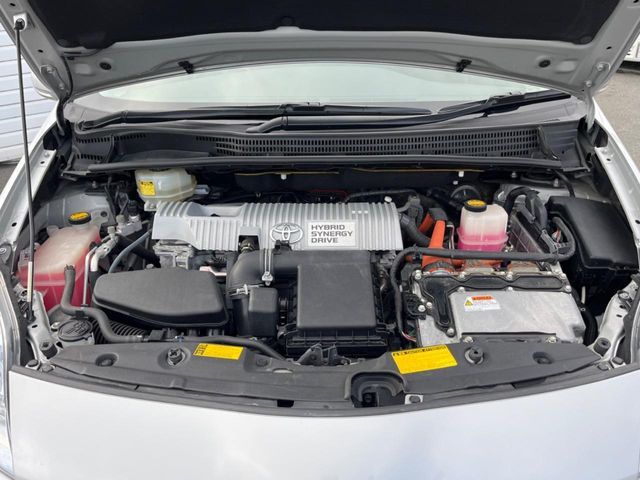 TOYOTA PRIUS 2010 Image 31