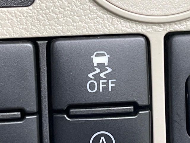 DAIHATSU TANTO 4WD 2017 Image 31