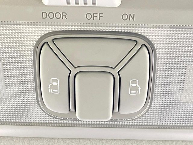 TOYOTA ESTIMA 2012 Image 31