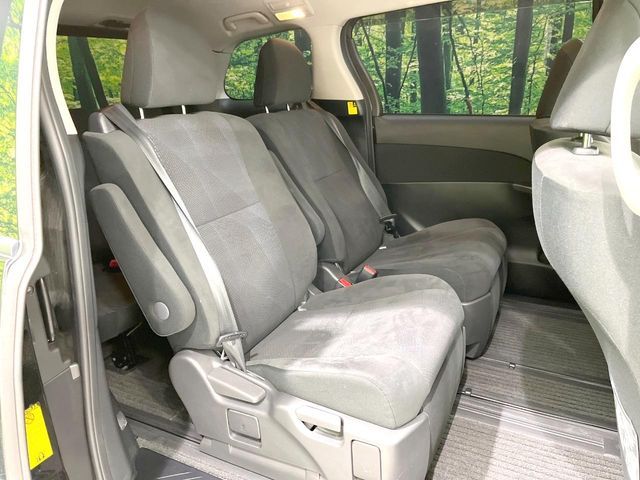 TOYOTA ESTIMA 2012 Image 31