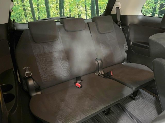 TOYOTA ESTIMA 2012 Image 31