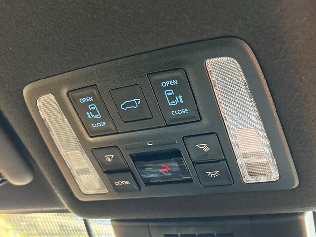 TOYOTA VOXY HYBRID 2023 Image 31