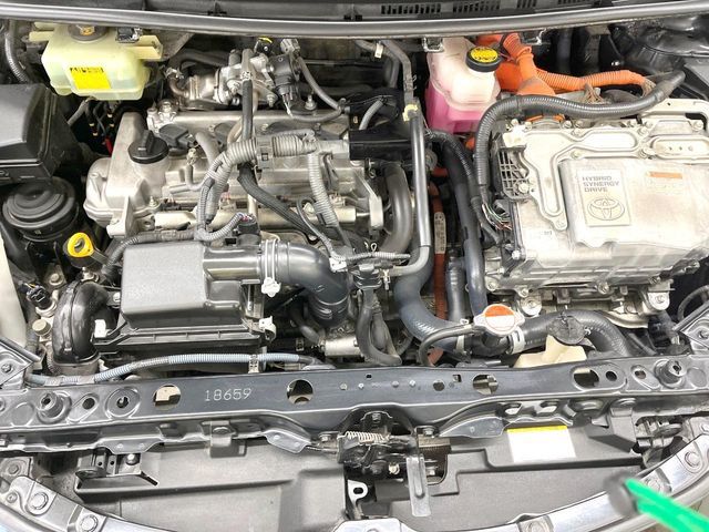 TOYOTA AQUA 2016 Image 31