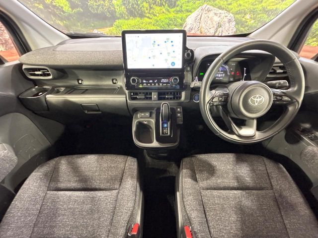 TOYOTA SIENTA HYBRID 2023 Image 31