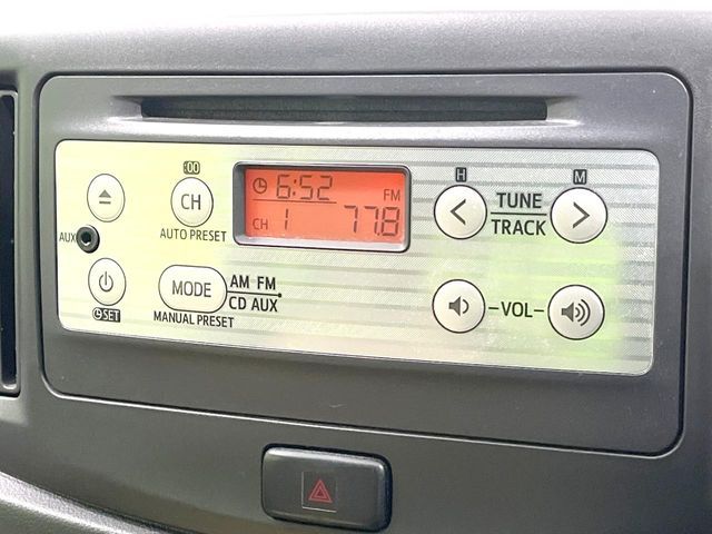 TOYOTA PIXIS EPOCH 2013 Image 31