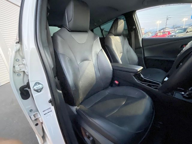 TOYOTA PRIUS 2019 Image 31