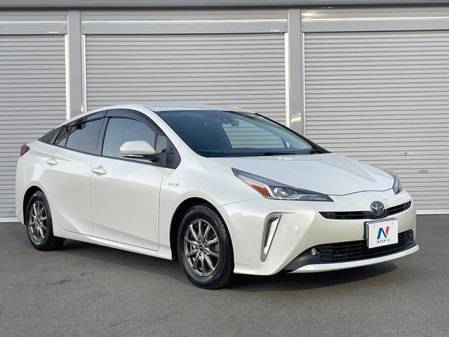 TOYOTA PRIUS 2019 Image 31