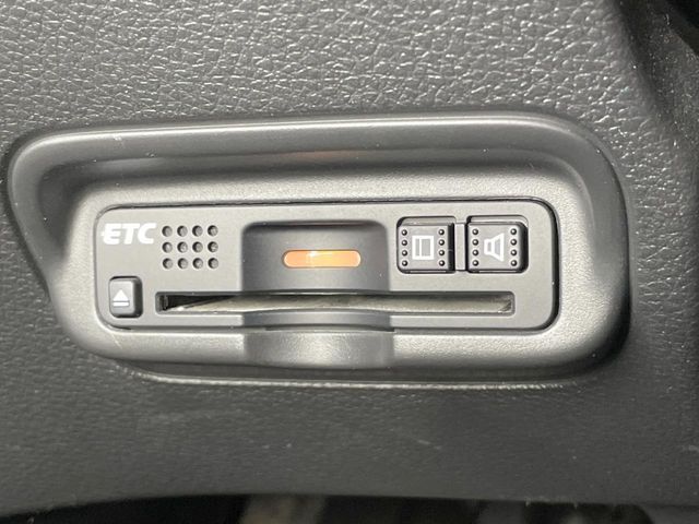 HONDA VEZEL HYBRID 2017 Image 31