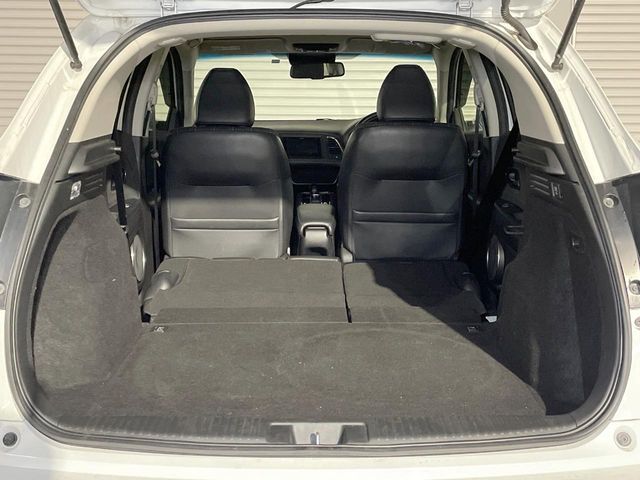 HONDA VEZEL HYBRID 2017 Image 31