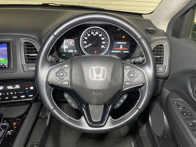 HONDA VEZEL HYBRID 2017 Image 31