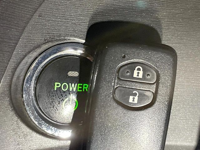 TOYOTA PRIUS 2010 Image 31