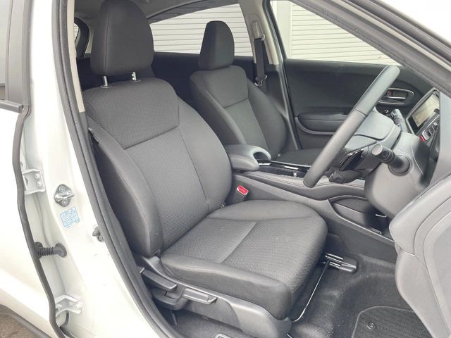 HONDA VEZEL HYBRID 2015 Image 31