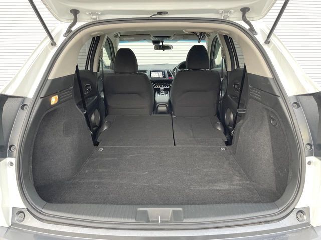 HONDA VEZEL HYBRID 2015 Image 31