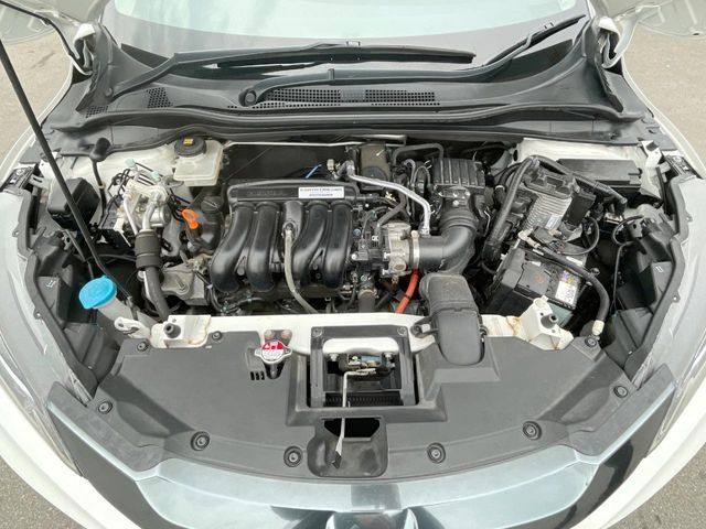 HONDA VEZEL HYBRID 2015 Image 31